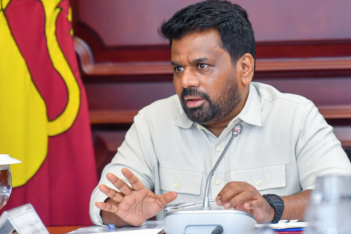 குழப்பமான சூழ்நிலைக்கு தள்ளப்பட்டுள்ள அரசாங்கம்! கேள்வியெழுப்பியுள்ள எதிர்க்கட்சி தலைவர் | Mahara Prison Attack Sajith Against Goverment குழப்பமான சூழ்நிலைக்கு தள்ளப்பட்டுள்ள அரசாங்கம்! கேள்வியெழுப்பியுள்ள எதிர்க்கட்சி தலைவர் | Mahara Prison Attack Sajith Against Goverment