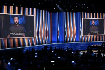 அமெரிக்காவின் முக்கிய விழாவில் கெஞ்சிய உக்ரைன் அதிபர்!