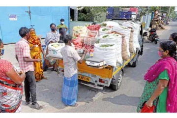 உங்கள் பகுதியில் நடமாடும் காய்கறி வாகனம் வரவில்லையா? உடனே இந்த எண்ணுக்கு அழைக்கலாம்!