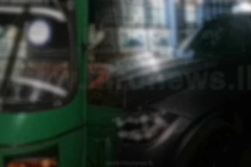 விபத்து தொடர்பில் பிரபல பாடகி உமாரியா கைது!