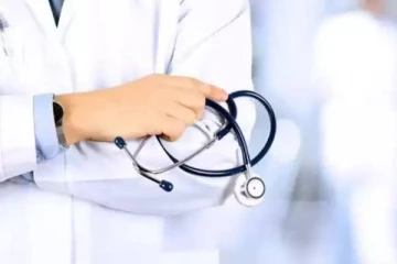 கோவிட் பற்றி மருத்துவர்கள் ஊடகங்களிடம் பேச தடை