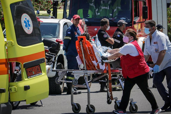 அகதிகள் படகு மூழ்கியது 78 பேர் பரிதாபகரமாக உயிரிழப்பு | Greece Migrants Boat Capsized 78 Peoples Death