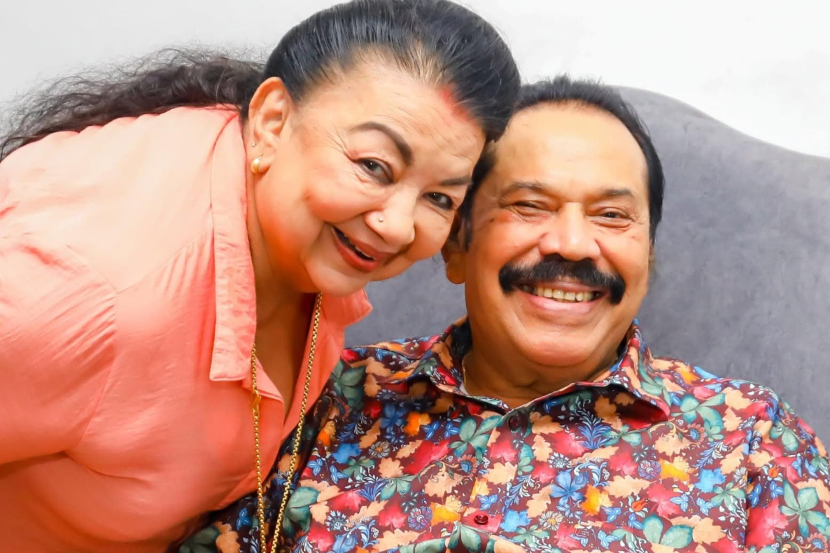 வீட்டுக்குள் முடங்கிக் கிடக்க வேண்டிய நிலையில் மகிந்த! கடும் மன வேதனையில் நாமல் மற்றும் ஷிரந்தி | Mahinda Forced To Remain Confined To His Home