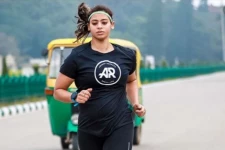 62 நிமிடங்களில் 10 கி.மீ: மாரத்தான் போட்டியில் கர்ப்பிணி பெண் சாதனை