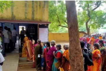 நெல்லை மாவட்ட உள்ளாட்சி தேர்தல் நிலவரம்: 9 மணி நிலவரப்படி 9.75% வாக்குகள் பதிவு