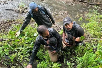 வயநாடு நிலச்சரிவில் சிக்கிய 4 பழங்குடியின குழந்தைகள் 4 நாட்களுக்கு பிறகு மீட்பு