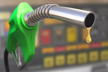 නීතිවිරෝධීව ඉන්ධන රැස්කරන ස්ථාන වටලන්න විශේෂ අවසරයක්