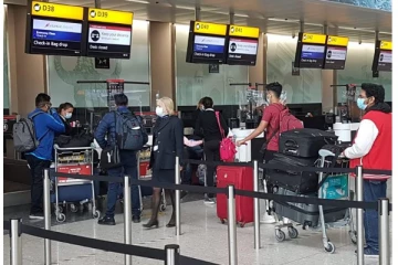 "இலங்கையை விட்டு வெளியேறும் இளைஞர் மற்றும் யுவதிகள்"