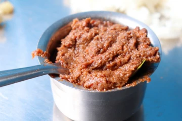 வாயு தொல்லையை நொடியில் ஓடவிடும் மாங்காய் இஞ்சி நெல்லிக்காய்த் துவையல்