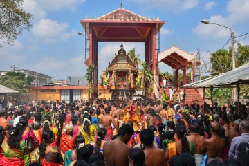 யாழில் கொழும்பு பெண்களின் மோசமான செயல் அம்பலம்!