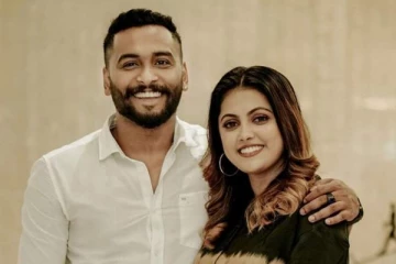 பிரபல இயக்குனரை கரம்பிடிக்கும் நடிகை ஸ்ரீவித்யா - சுடச் சுட தகவல்!