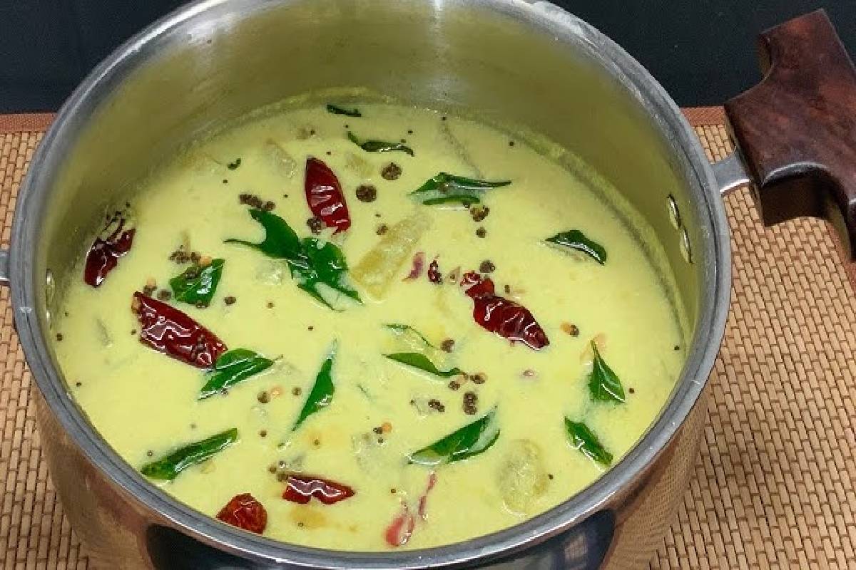 vendakkai mor kulambu : ஆரோக்கியம் தரும் வெண்டைக்காய் மோர் குழம்பு | Tasty And Healthy Vendakkai Mor Kulambu Recipe