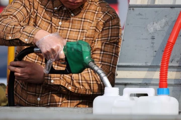 තෙල් තොග මුදා හැරීම මේ මොහොතේ සිට නවත්වනවා - G7 රටවල් එක්වෙයි