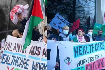 பிரித்தானியாவில் சுகாதார தலைமையகத்தை முற்றுகையிட்ட பாலஸ்தீனிய சார்பு மருத்துவ ஊழியர்கள்