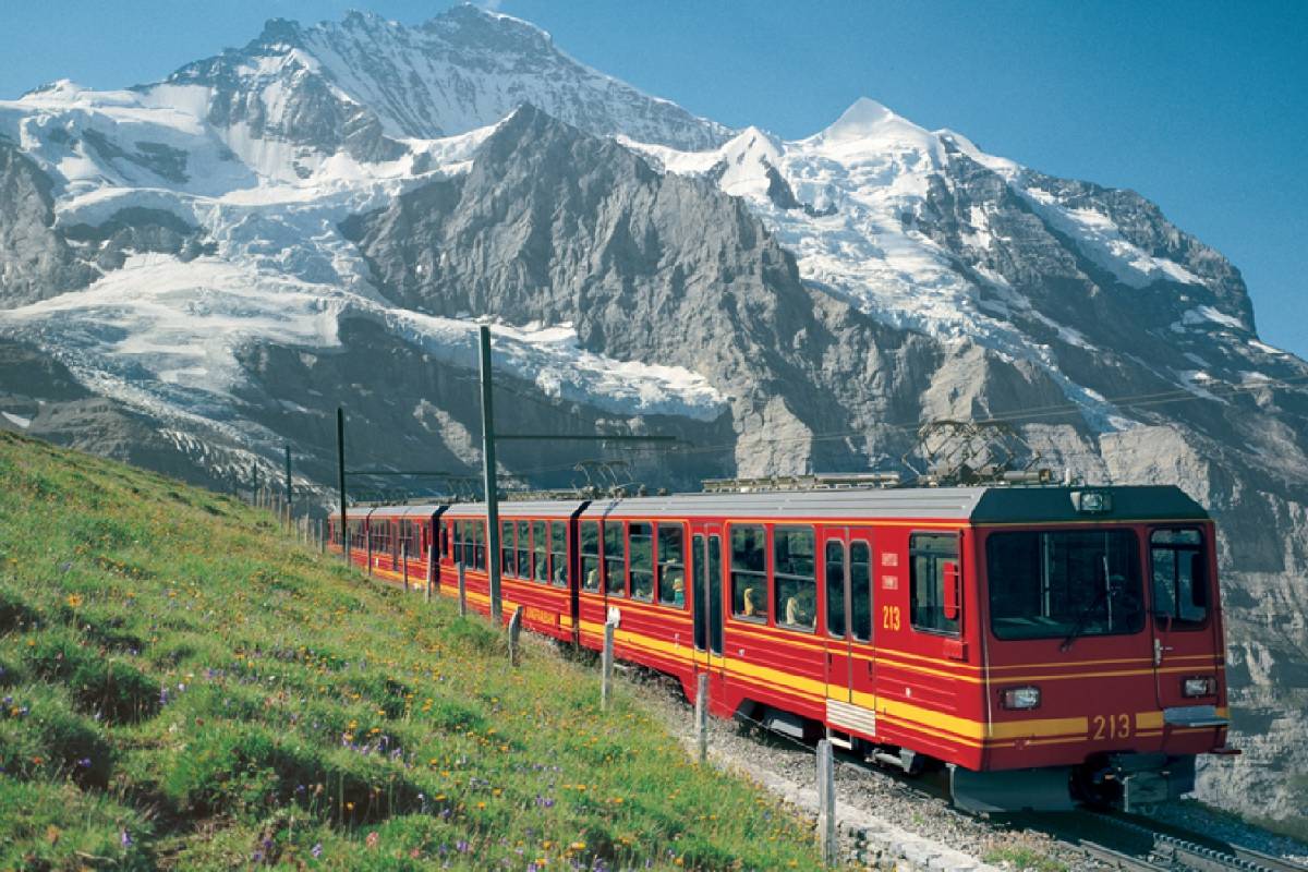 சுவிட்சர்லாந்திலிருந்து லண்டனுக்கு நேரடி ரயில் சேவை | Direct Train From Swiss To London