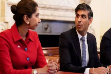 பிரித்தானிய உள்துறை மந்திரி பொறுப்பில் இருந்து இந்திய வம்சாவளி சுயெல்லா நீக்கம்!