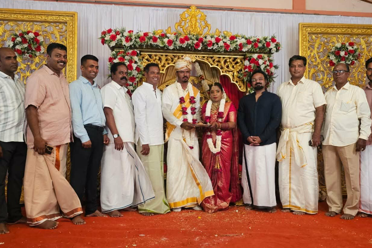 யாழில் திருமண மேடையில் ஒன்று சேர்ந்த முக்கிய பிரபலங்கள்! | Prominent Figures Come Together Wedding Jaffna