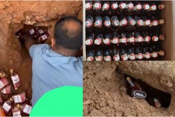 யாழில் நிலத்துக்குள் கீழ் பதுக்கப்பட்டிருந்த சாராய போத்தல்கள்; அதிர்ச்சியில் பொலிஸார்