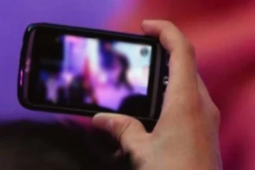 லீக் ஆன அந்தரங்க வீடியோ..பதறி போன பெண் புகார் - அம்பலமான பகீர் பின்னணி!