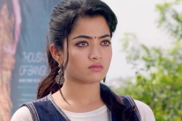 ஒரு நாளைக்கு எத்தனை சிகரெட் பிடிப்பீர்கள் - ரசிகரின் கேள்விக்கு நடிகை ராஷ்மிகாவின் பதிலடி