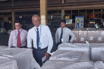 5 கோடி ரூபா பெறுமதியான வெளிநாட்டு சிகரட்டுகள் பறிமுதல்