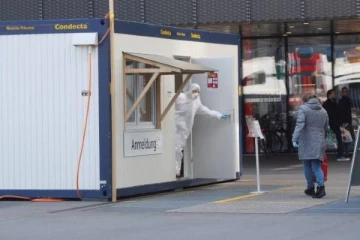 சுவிஸில் கடந்த 24 மணித்தியாலத்தில் கொரோனாவால் உயிரிழந்தவர்கள் எண்ணிக்கை!