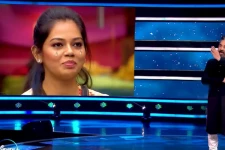 பிக்பாஸ் வீட்டில் இருந்து வெளியேறும் முன் அனிதாவின் முகத்திரையை கிழி கிழினு கிழித்து தொங்க விட்ட கமல்! தீயாய் பரவும் காட்சி