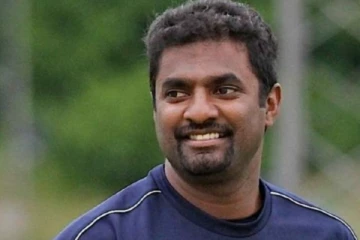 சிகிச்சை முடிந்து வைத்தியசாலையிலிருந்து வெளியேறினார் முத்தையா முரளிதரன்