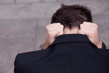 கடந்த ஆண்டில் தவறான முடிவு எடுத்த 200 சிறுவர்கள்