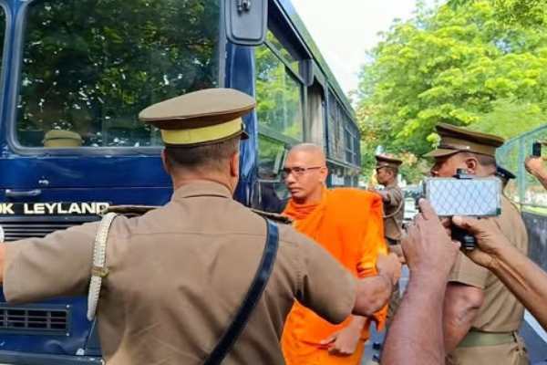 கஸ்ஸப தேரரின் கடைசி கனவும் தகர்ந்துவிட்டது! | Kassapa Thero Issue கஸ்ஸப தேரரின் கடைசி கனவும் தகர்ந்துவிட்டது! | Kassapa Thero Issue