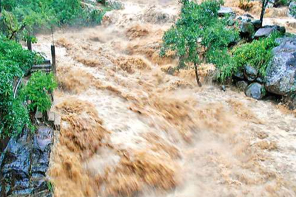 வௌ்ளத்தில் அடித்துச் செல்லப்பட்ட கணவனின் சடலம் மீட்பு | Welimada Husband Washed Away In Flood Recovered வௌ்ளத்தில் அடித்துச் செல்லப்பட்ட கணவனின் சடலம் மீட்பு | Welimada Husband Washed Away In Flood Recovered