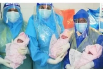 கோவிட் தொற்று உறுதியான பெண்ணுக்கு ஒரே பிரசவத்தில் மூன்று குழந்தைகள்