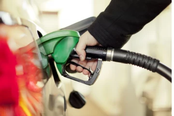 ඉන්ධන මිල වෙනස් වෙයි..? කැබිනට් ඇමතිගෙන් ප්‍රකාශයක්..!(VIDEO)