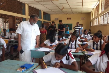 அமைச்சர் விதுர விக்ரமநாயக்க யாழிற்கு திடீர் விஜயம்