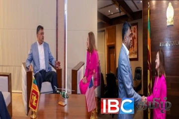 பாதுகாப்பு செயலரிடமிருந்து விடைபெற்றார் ஜூலி சங்