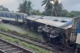 භයානක අනාවරණයක් - අනතුර සිදු වූ ස්ථානයේ දුම්රිය මාර්ගයේ ඇණ ගැලවලා? පුද්ගලයෙක් අත්අඩංගුවට