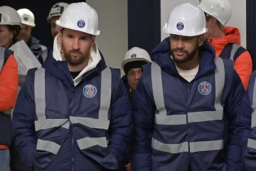 தொழிலாளர் உடையில் மெஸ்சி மற்றும் நெய்மர்! 300 மில்லியன் யூரோ..PSG வெளியிட்ட அறிவிப்பு