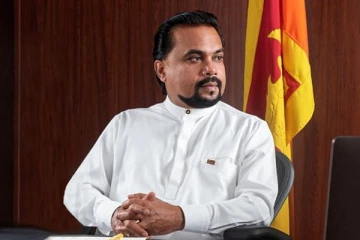 இடைக்கால அரசில் விமலைப் பிரதமராக்க சுயாதீன எம்.பிக்கள் குழு முயற்சி