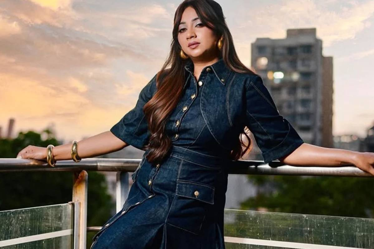 ஒரு பாட்டுக்கு ரூ.25 லட்சம் சம்பளம்!! பல கோடியில் அபார்ட்மெண்ட் வாங்கிய பாடகி ஸ்ரேயா கோஷல்.. | Shreya Ghoshal Buys Apartment Worth Rs 29 7 Crore