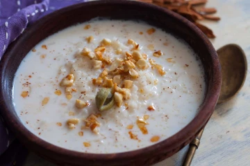 வெறும் பத்தே நிமிடத்தில் சூப்பரான அவல் பாயாசம் செய்வது எப்படி?