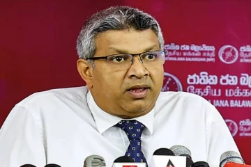 கைதிகளின் பிணை நடைமுறைகளை விரைவுபடுத்த நடவடிக்கை ; அமைச்சர் ஹர்ஷன நானாயக்கார