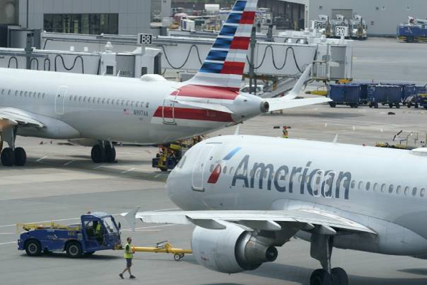 திடீரென அமெரிக்காவில் ரத்து செய்யப்பட்ட விமான சேவைகள்! | Flight Services Canceled In The United States