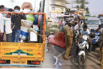 சொந்த ஊர்களுக்கு படையெடுத்து செல்லும் மக்கள் : காலியாகும் சென்னை!