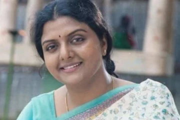 நடிகை பானுப்ரியாவா இது, உடல் எடை மெலிந்து இப்படி உள்ளாரே- லேட்டஸ்ட் போட்டோ