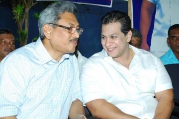 சிங்கப்பூர் சென்றார் துமிந்த சில்வா (Photo)