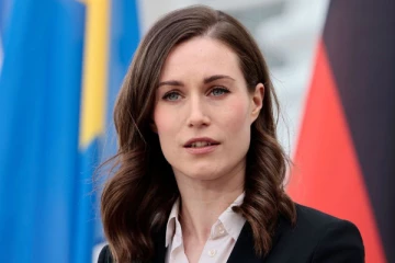 உலகின் இளம் பிரதமர் - பதவி விலகும் நிலையில் விவாகரத்து அறிவிப்பு