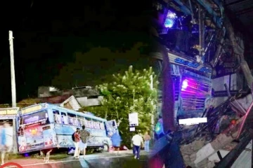 கொழும்பு நோக்கி அதி வேகமாக பயணித்த பேருந்து: விபத்தில் சிக்கி பலத்த சேதம்!