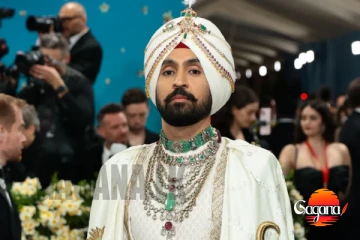 එක ඇදුමකින් විලාසිතා ලෝකයම වෙනස් වෙයි (PHOTO)