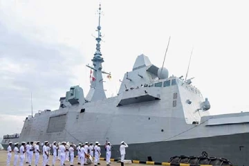 கொழும்பு துறைமுகத்தில் பிரெஞ்சு கடற்படைக் கப்பல்