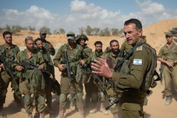 இஸ்ரேலியப் படைகளை கதிகலங்கவைக்கும் ஹமாசின் தாங்கி எதிர்ப்பு அணிகள் (Video)